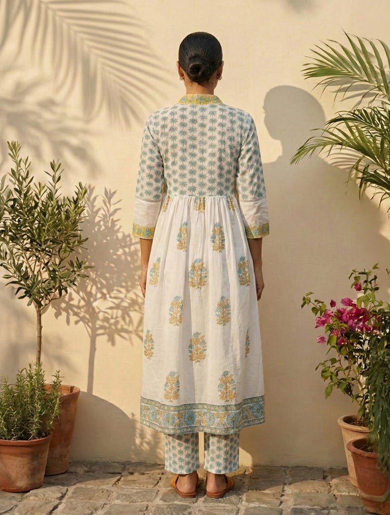 trueBrowns طقم أناركالي كورتا بنطال ودوباتا مطبوع بالأبيض والأصفر من TrueBrowns - Image 2